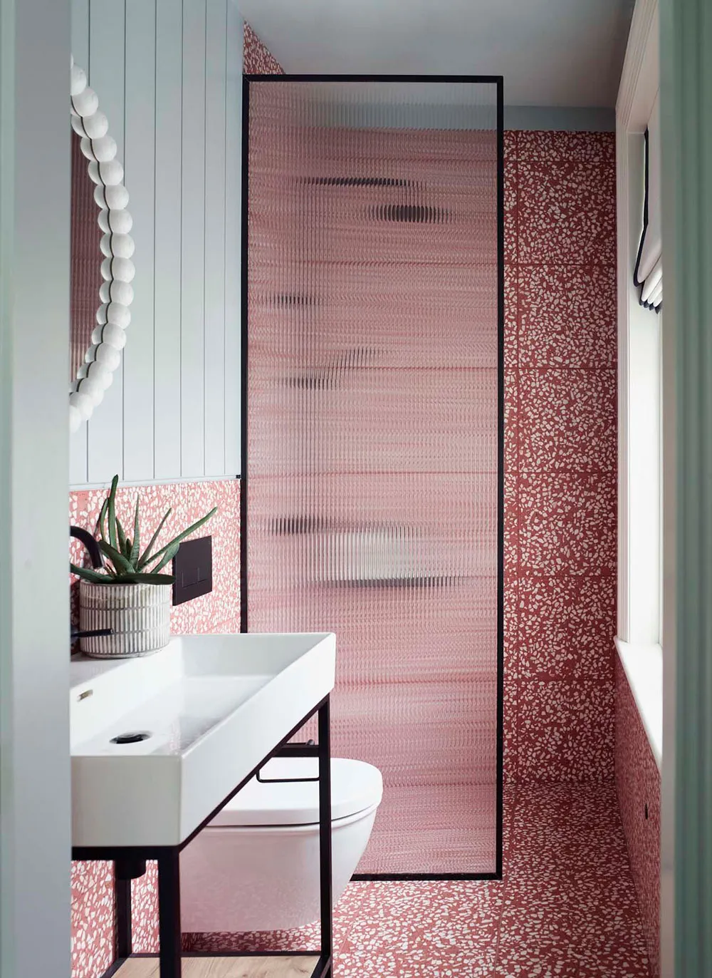 Stylowy i ciepły wnętrze domu rodzinnego w Londynie - Gallery image 17