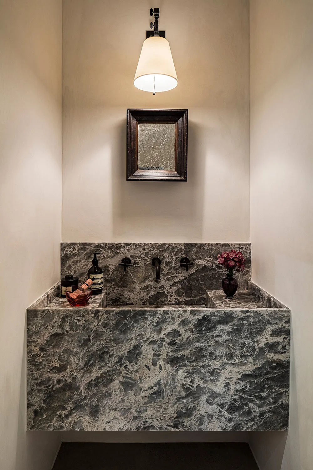 Estilos naturales de interiores de villas en estilo mediterráneo en Miami - Gallery image 16