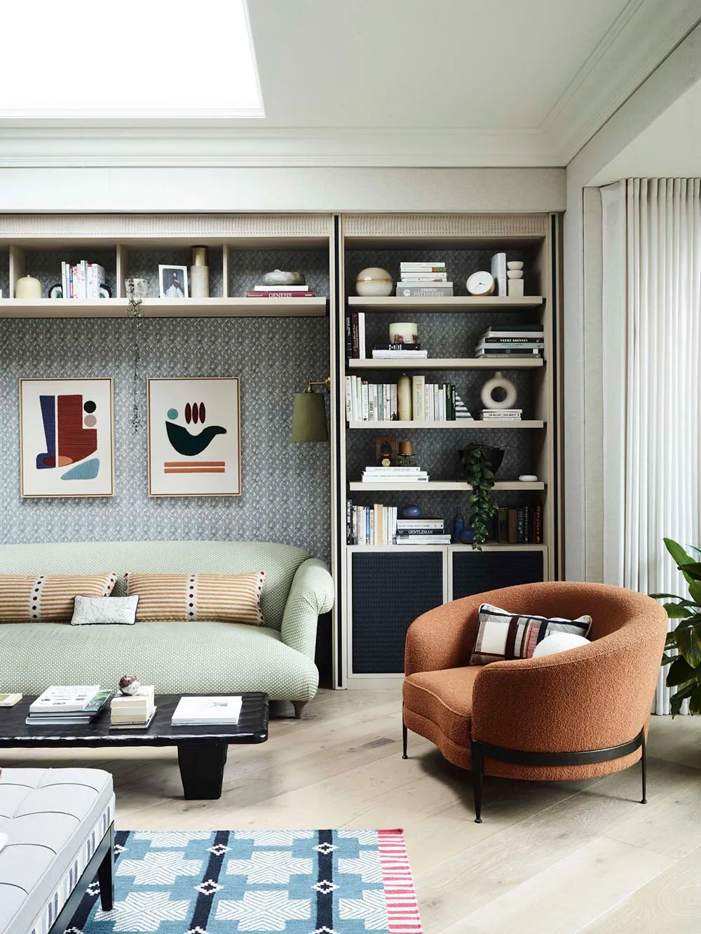 Stylowy i ciepły wnętrze domu rodzinnego w Londynie - Gallery image 1