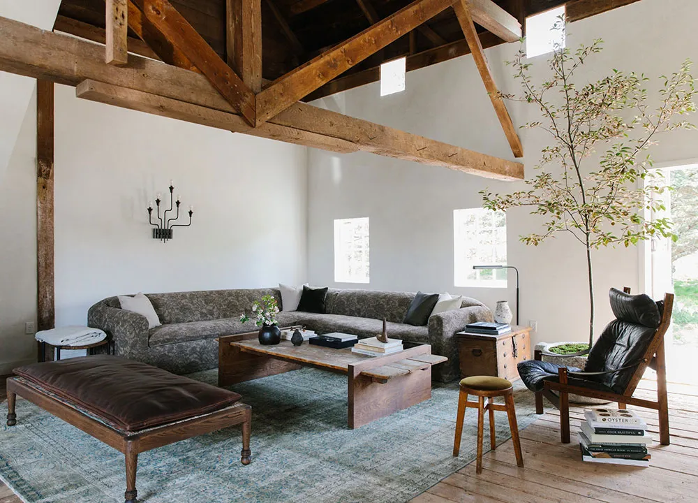 Herzlicher Rustic: Interior eines sehr alten Hauses in dem Bundesstaat Maine - Gallery image 2