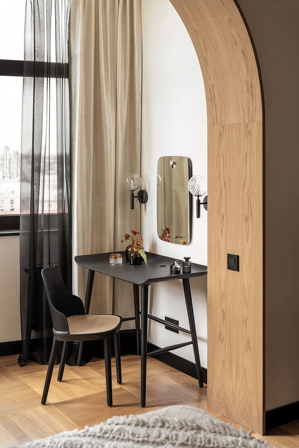 Terracotta, arcos et carreaux de terre cuite : une appartement élégant pour une jeune femme à Kiev (84 m²) - Gallery image 17