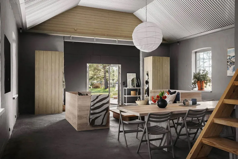 Une maison de camp élégante et confortable dans un ancien dépôt de locomotives sur l'île Gotland - Gallery image 9