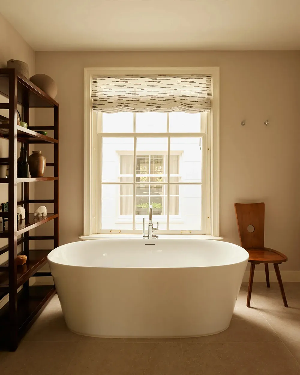 Warm and Aesthetic Interior in Amsterdam, Where Art Is at the Center - Gallery image 12