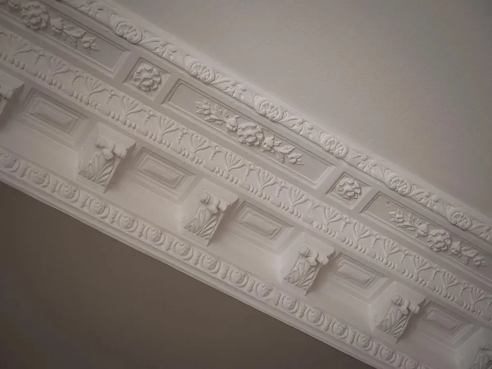 Paredes beige y decoración elegante en una casa sueca (71 m²) - Gallery image 7