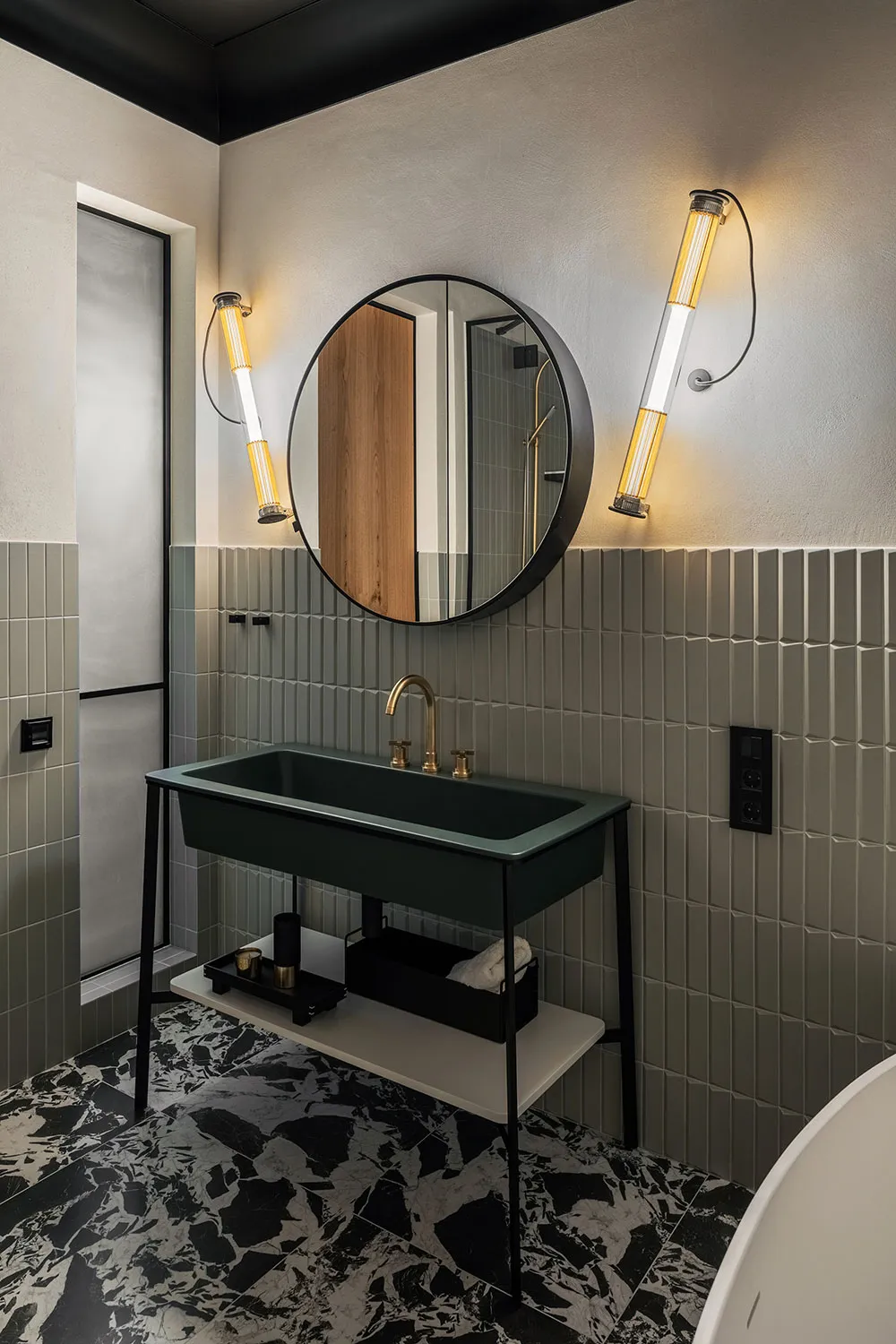 Terracotta, arcos et carreaux de terre cuite : une appartement élégant pour une jeune femme à Kiev (84 m²) - Gallery image 21