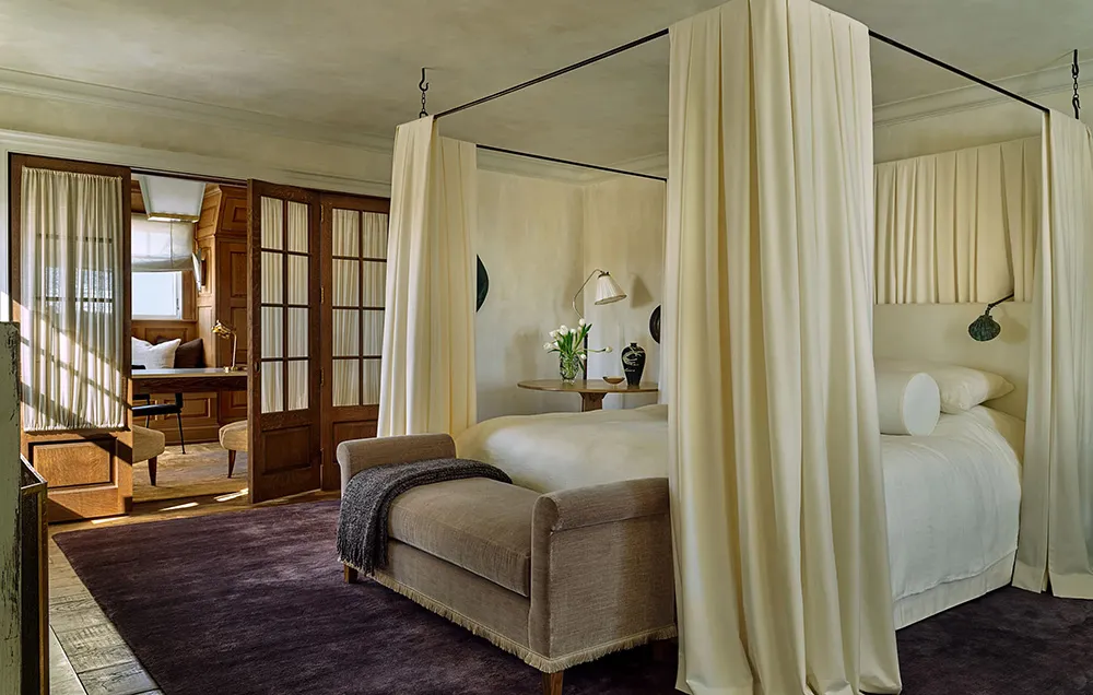 Elegant and Glamorous Beach House in Rhode Island by Star Designers - Gallery image 7