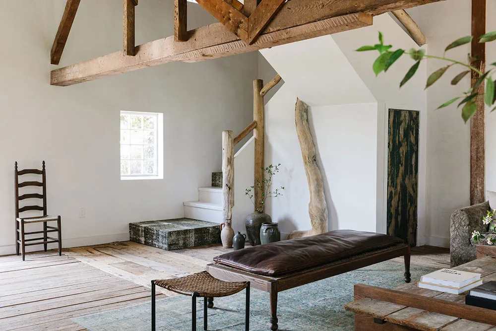 Herzlicher Rustic: Interior eines sehr alten Hauses in dem Bundesstaat Maine - Gallery image 6