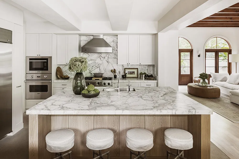 Estilos naturales de interiores de villas en estilo mediterráneo en Miami - Gallery image 5