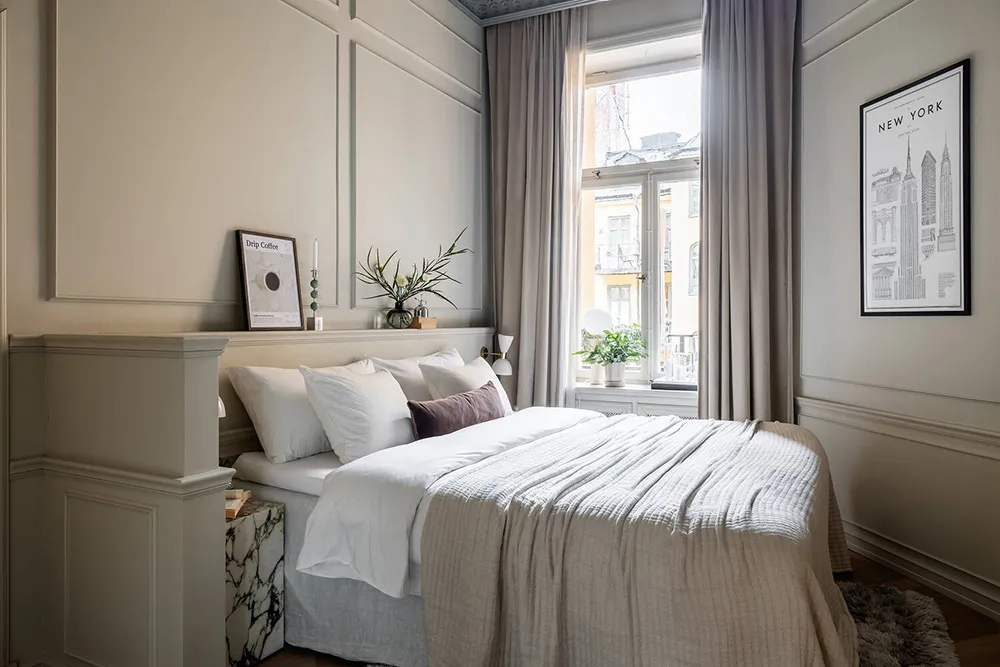 Лепнина, цветной потолок и стильный декор: квартира в Стокгольме (90 кв. м) - Gallery image 13