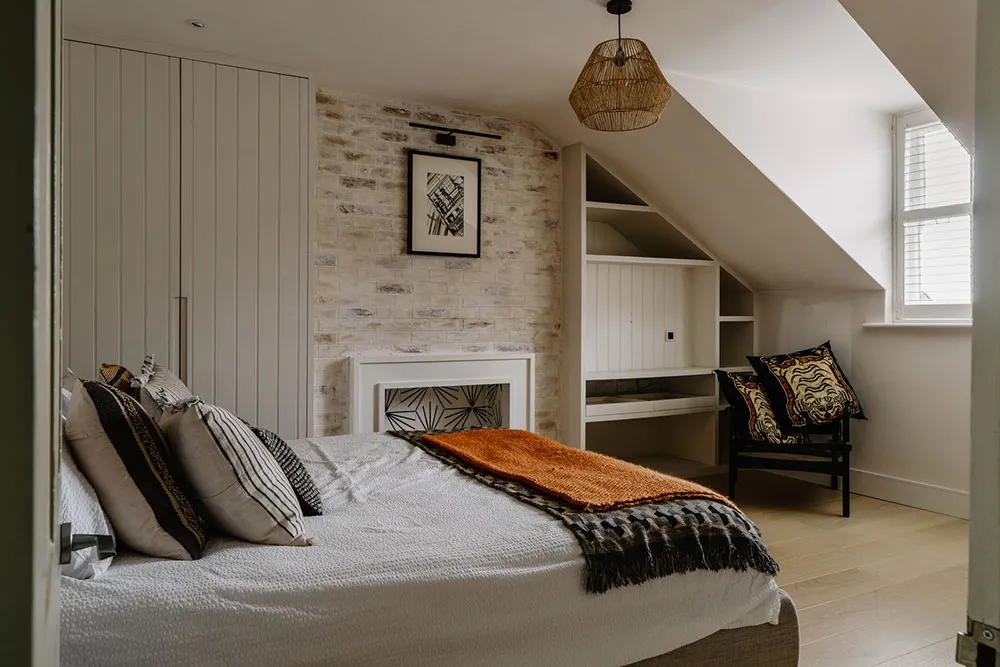 Taunhaus victoriano en Londres con interiores atmosféricos en una gama de colores elegante - Gallery image 18