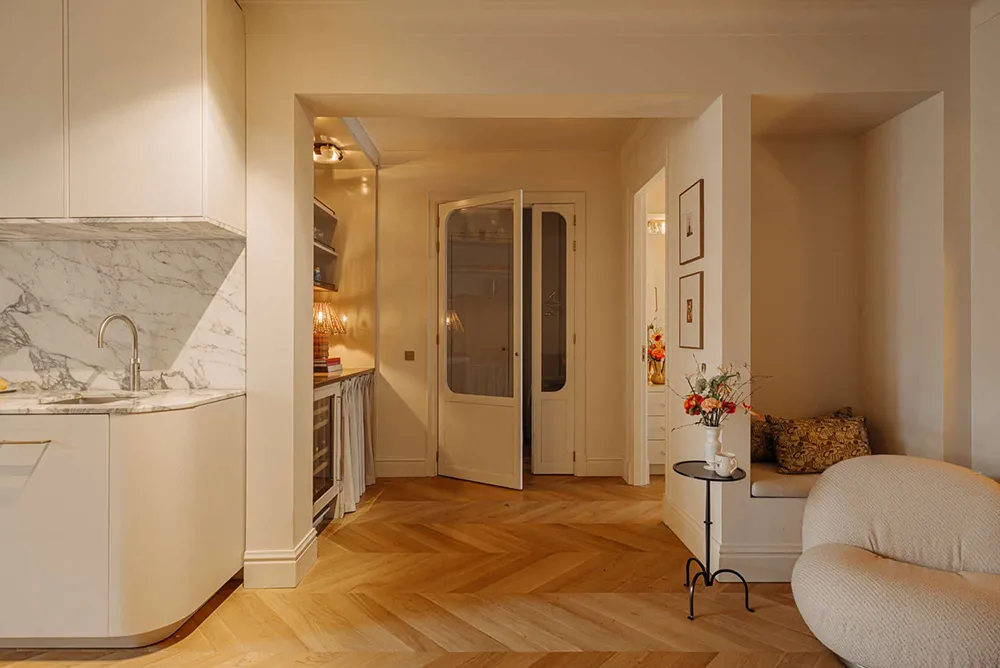 Beautiful Modern Design Apartments in a Canal House in Amsterdam - 4