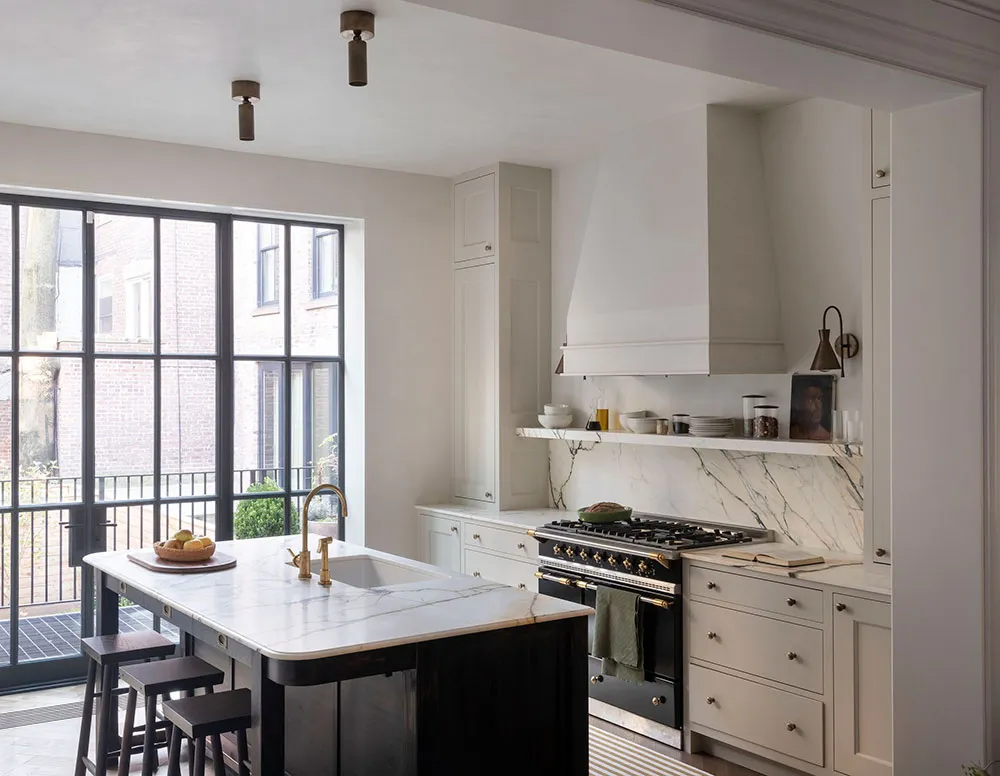 न्यूयॉर्क में टाउनहाउस डिज़ाइन में समयरहित, सुंदरता एवं शानदारता… - Gallery image 6