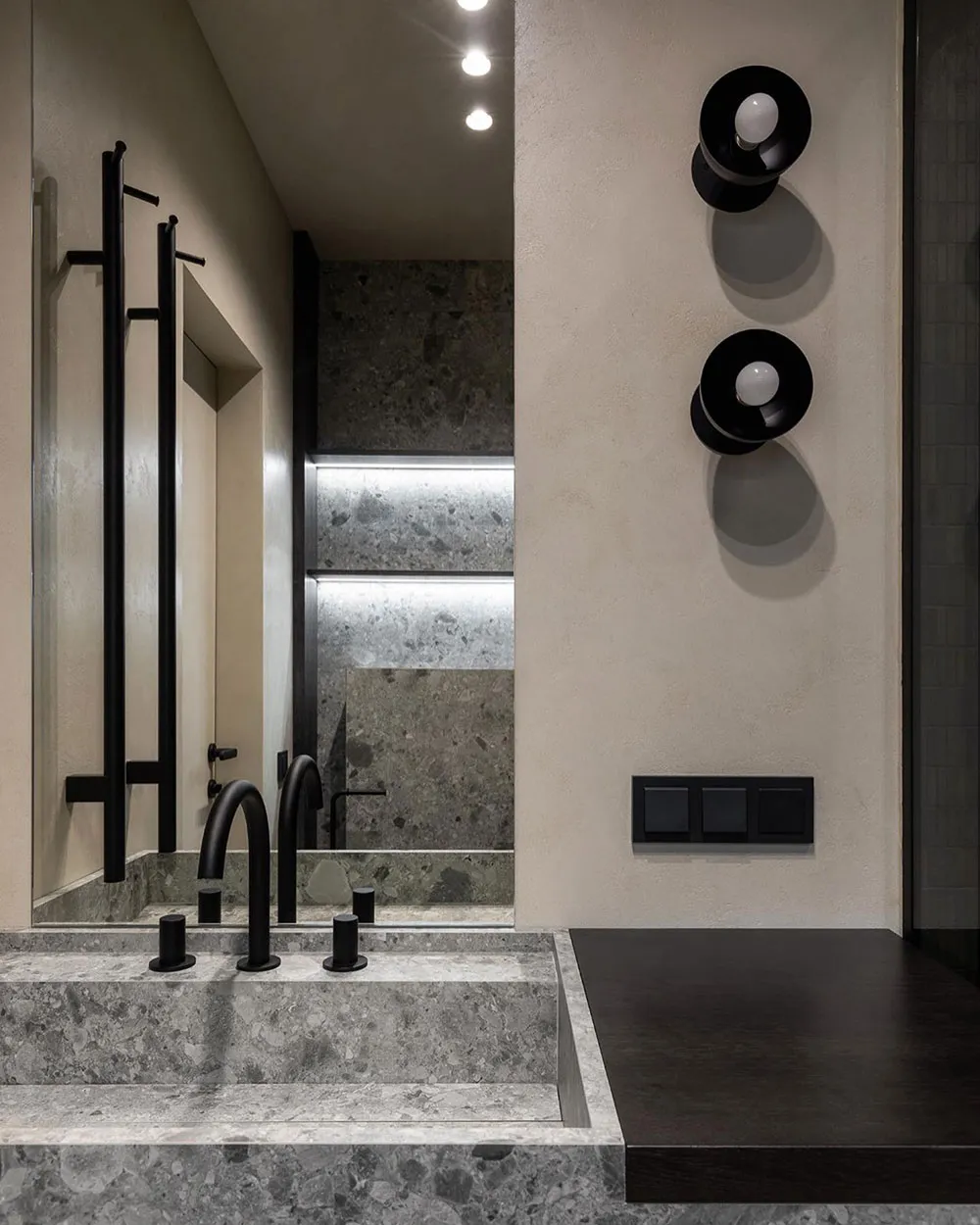 Apartamento brutal con oficina en casa en Kiev (105 m²) - Gallery image 30