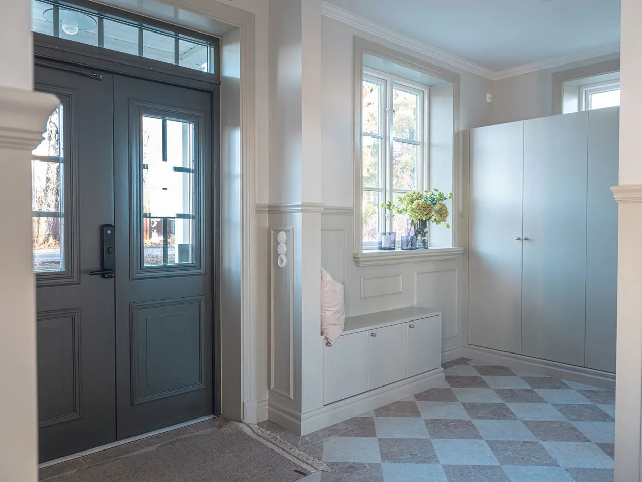 Élégants intérieurs modernes de cottage lacustre en Suède - Gallery image 17