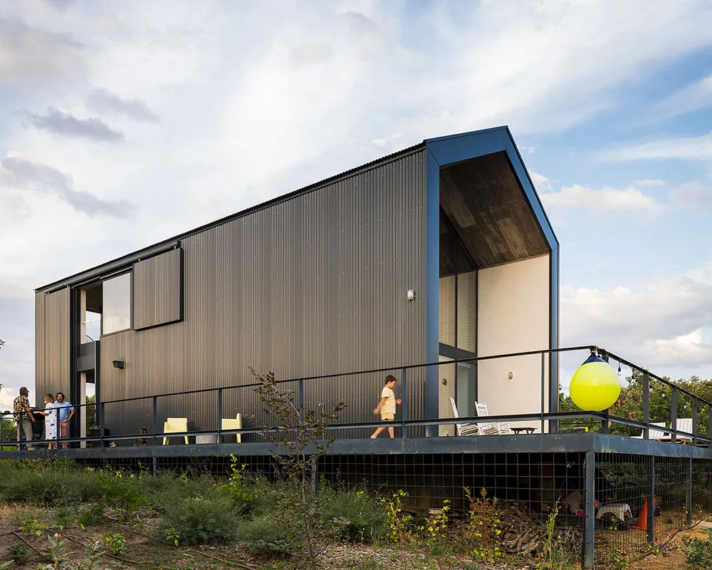 Modern Family Vacation Home in the Wilds of Spain - Gallery image 20