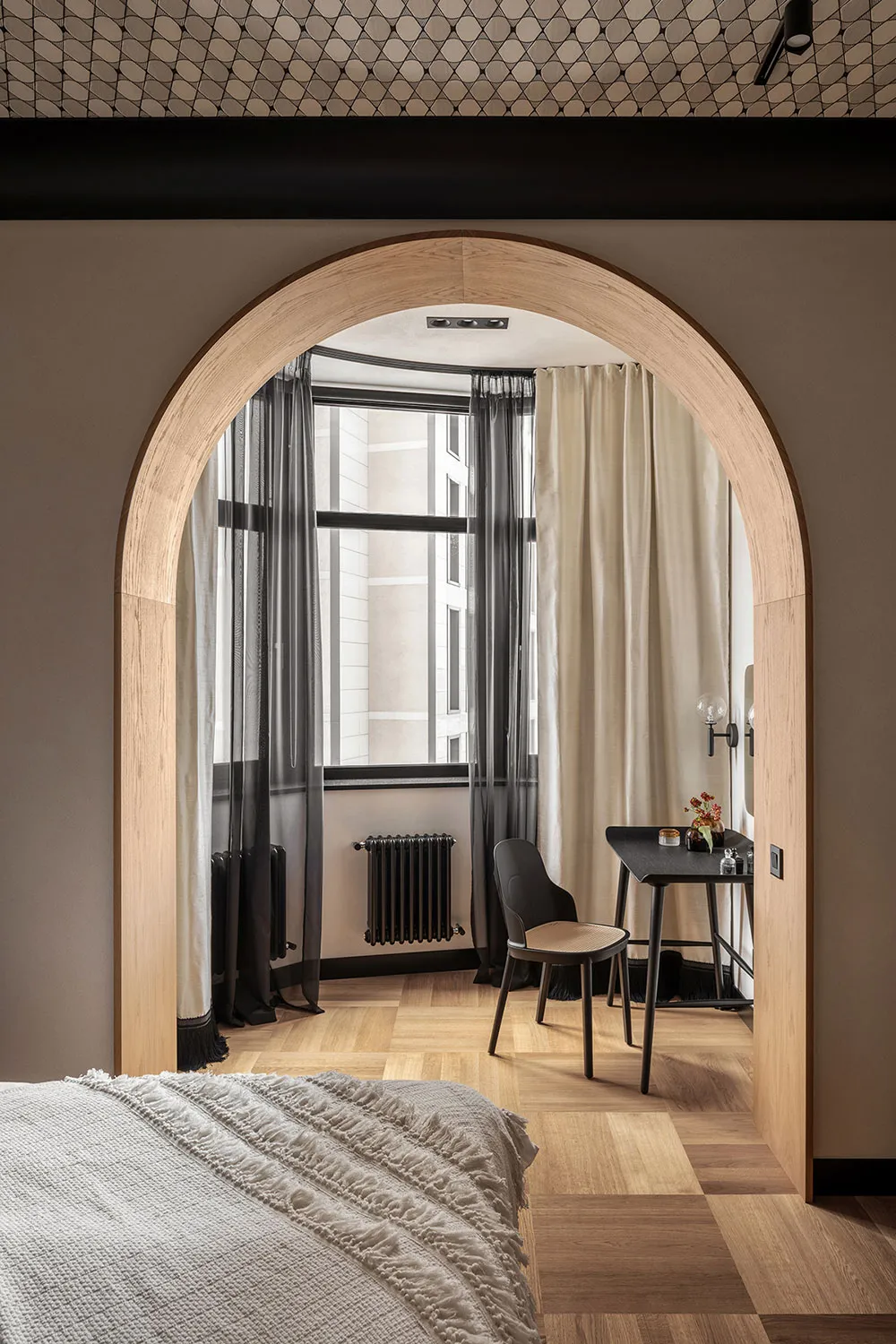 Terracotta, arcos et carreaux de terre cuite : une appartement élégant pour une jeune femme à Kiev (84 m²) - Gallery image 16