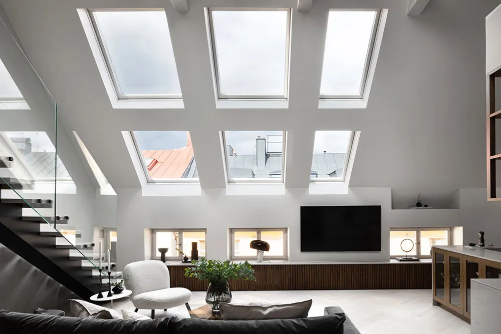 Мансардні вікна та стильний дизайн: вражаючий лофт у Стокгольмі - Gallery image 3