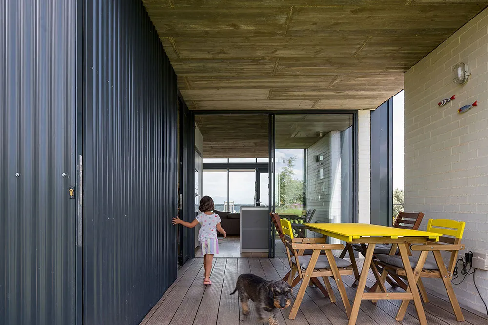 Modern Family Vacation Home in the Wilds of Spain - Gallery image 14