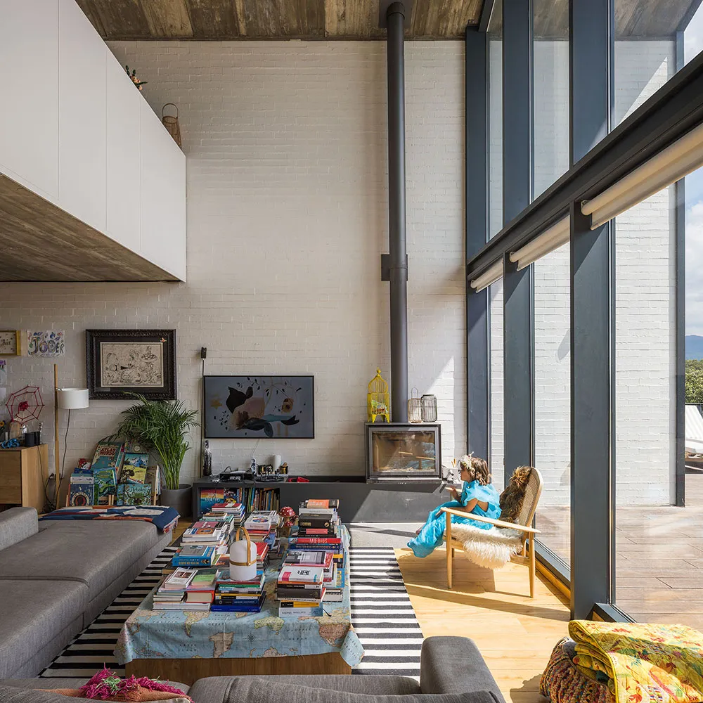 Modern Family Vacation Home in the Wilds of Spain - Gallery image 3