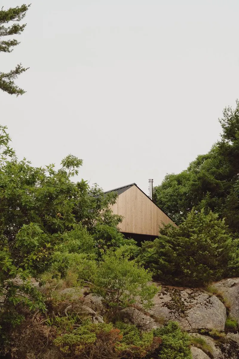 Modernes Design in Einklang mit der Natur: Haus in Ontario - Gallery image 3