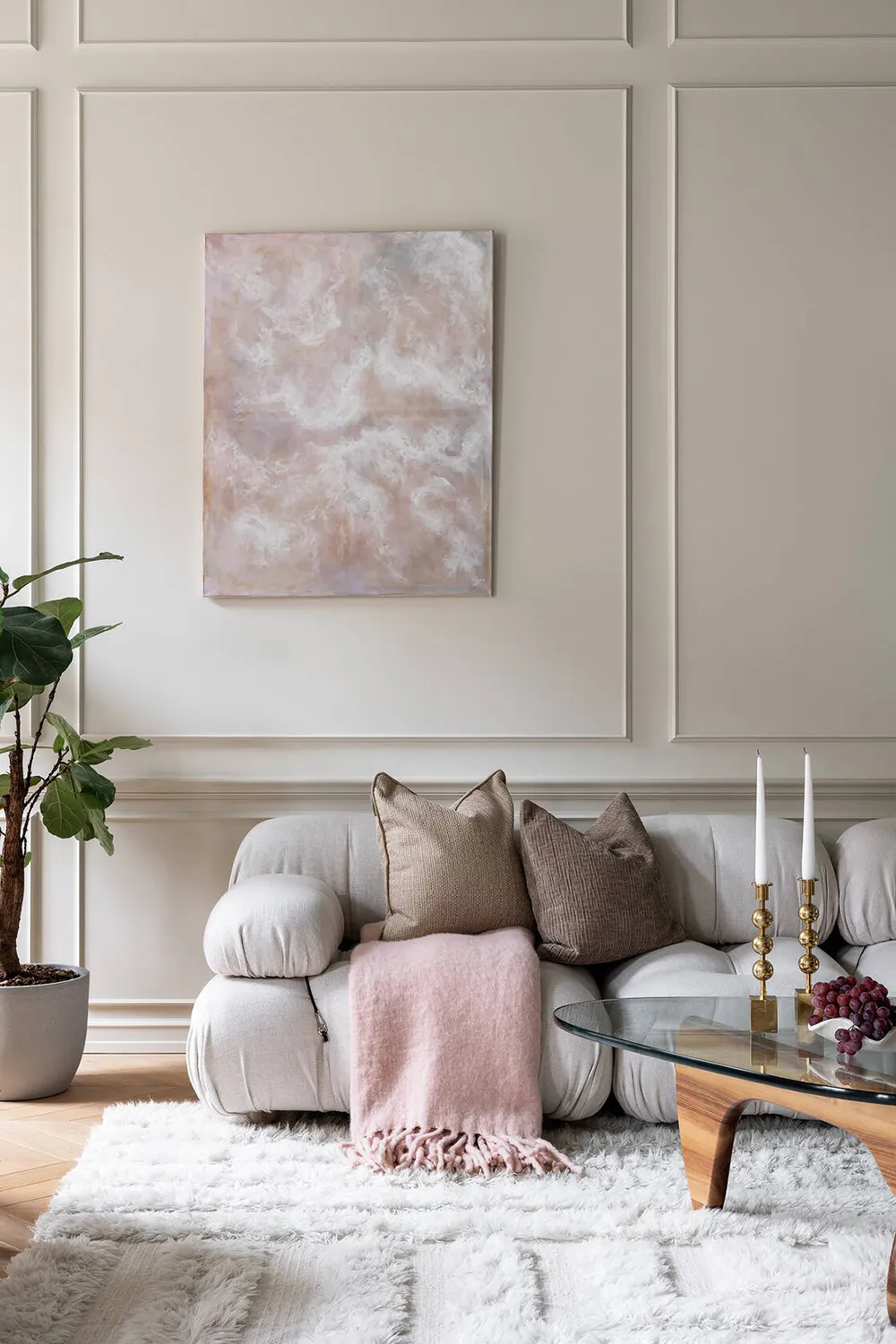 Лепнина, цветной потолок и стильный декор: квартира в Стокгольме (90 кв. м) - Gallery image 8