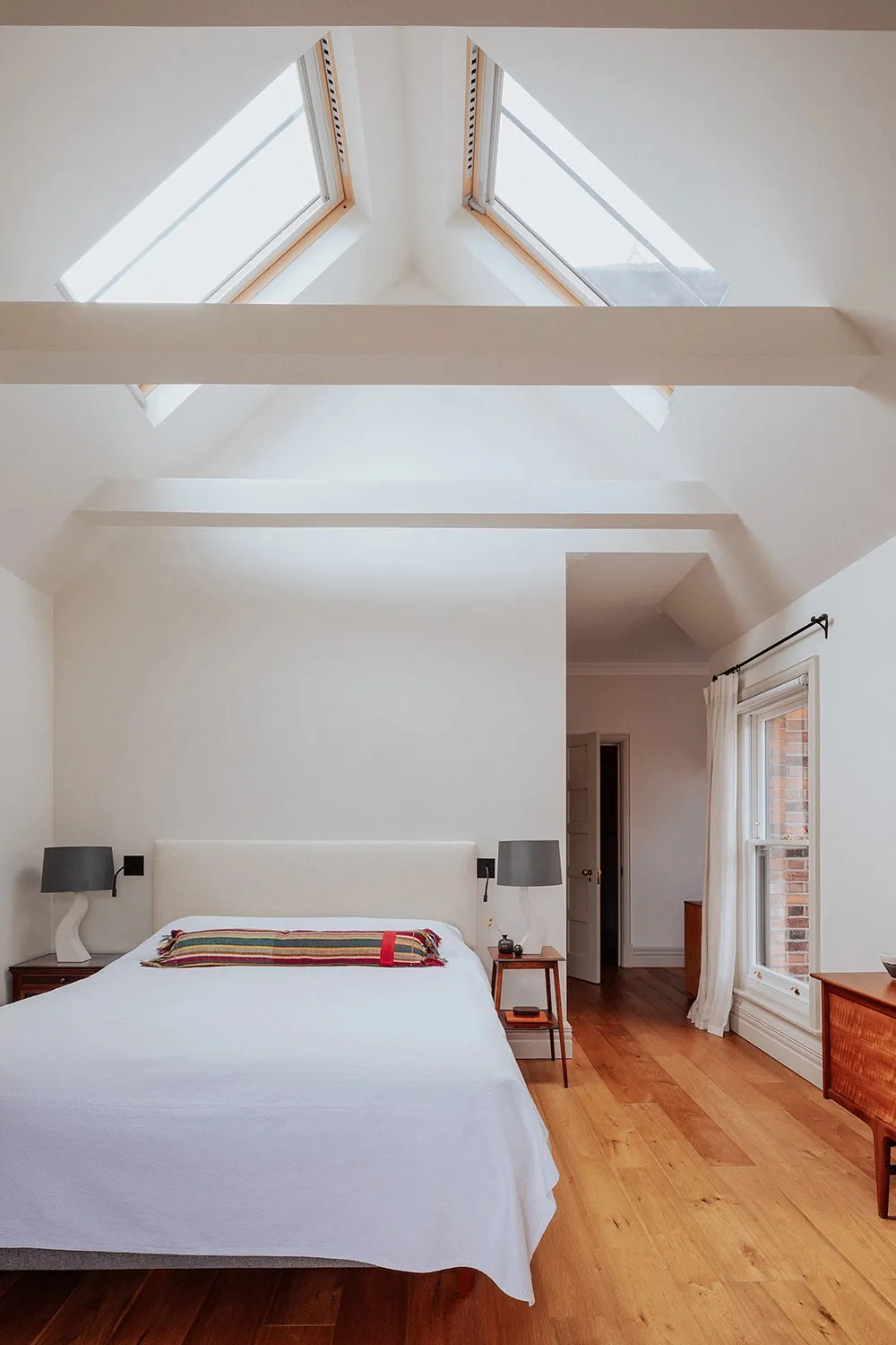 Excelente cocina como corazón de una casa victoriana en Londres - Gallery image 17