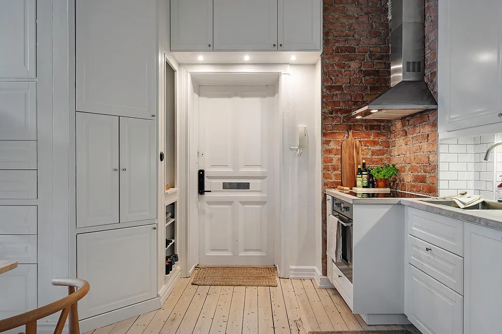 Bright Scandinavian Interior with Pleasant Bright Decor (39 sq. m) - Gallery image 10