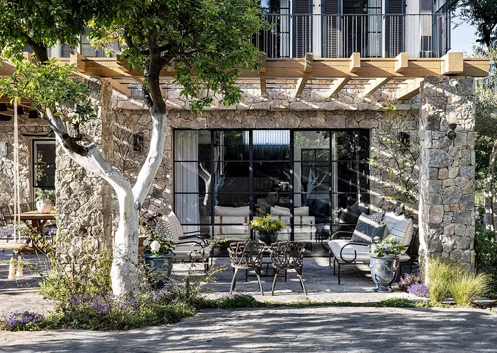 Beautiful Update of a Vintage Farmhouse in Israel - Gallery image 8