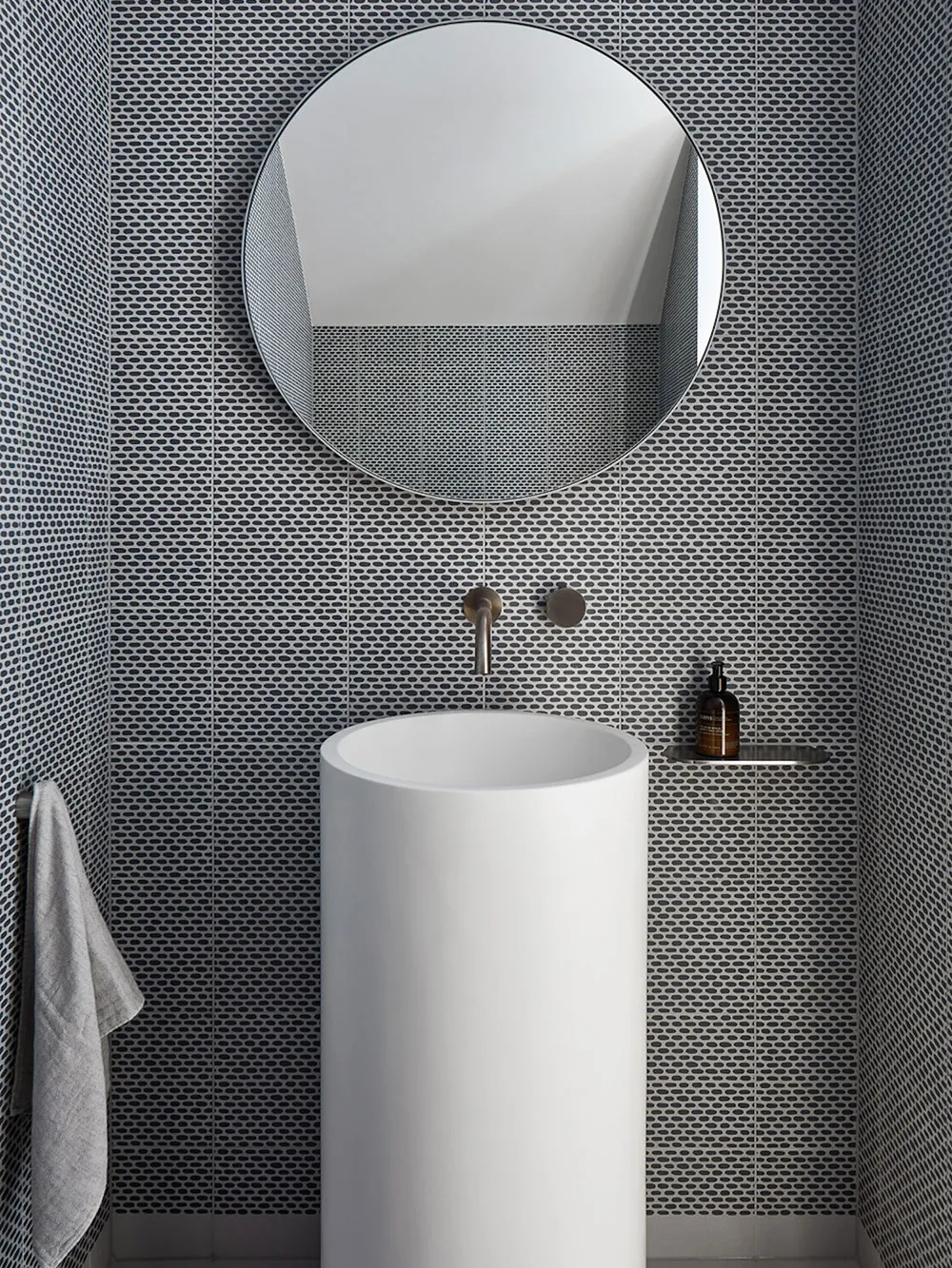 Architecture That Inspires: Bright Interiors of a Magnificent House in Melbourne - Gallery image 9