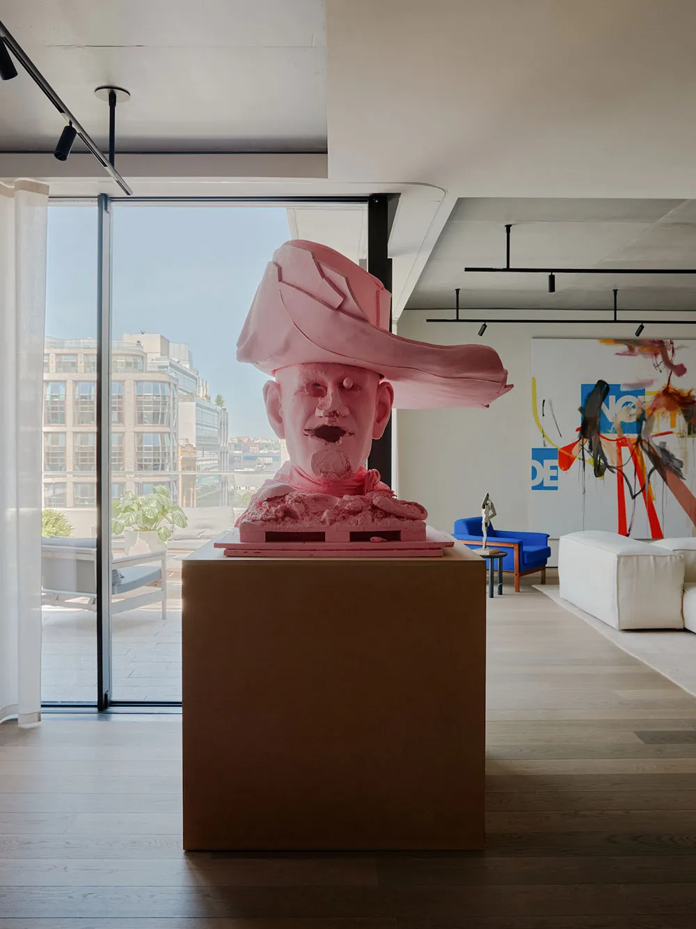 Gallery of Modern Art in Loft Design in New York - Gallery image 3