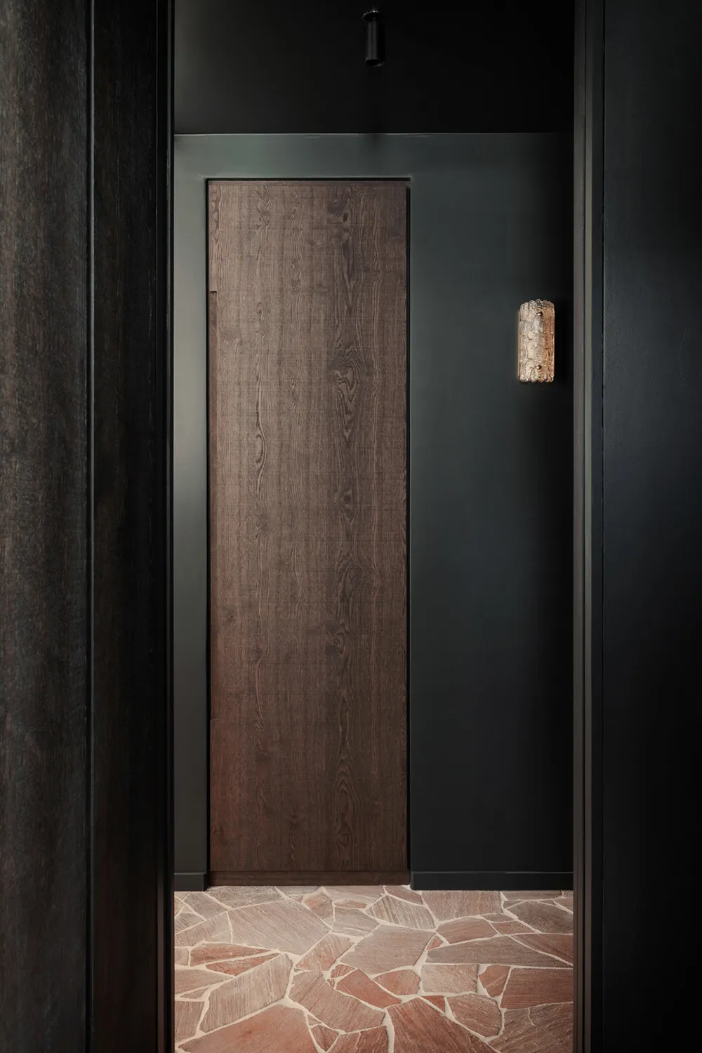 Сучасний дизайн як мистецтво: квартира в Парижі - Gallery image 14