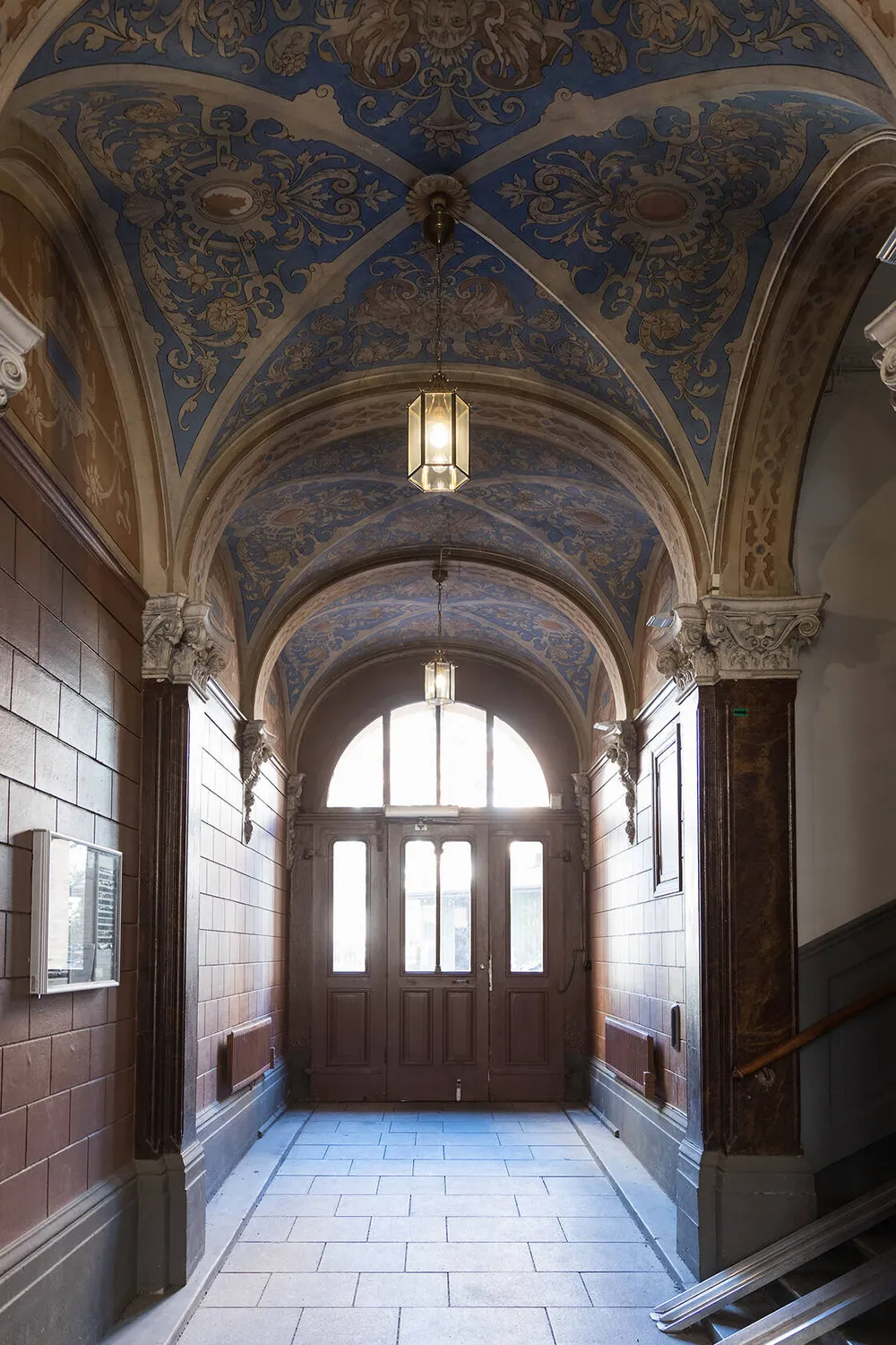 Increíble apartamento de ático con dormitorio dramático y terraza (81 m²) - Gallery image 28