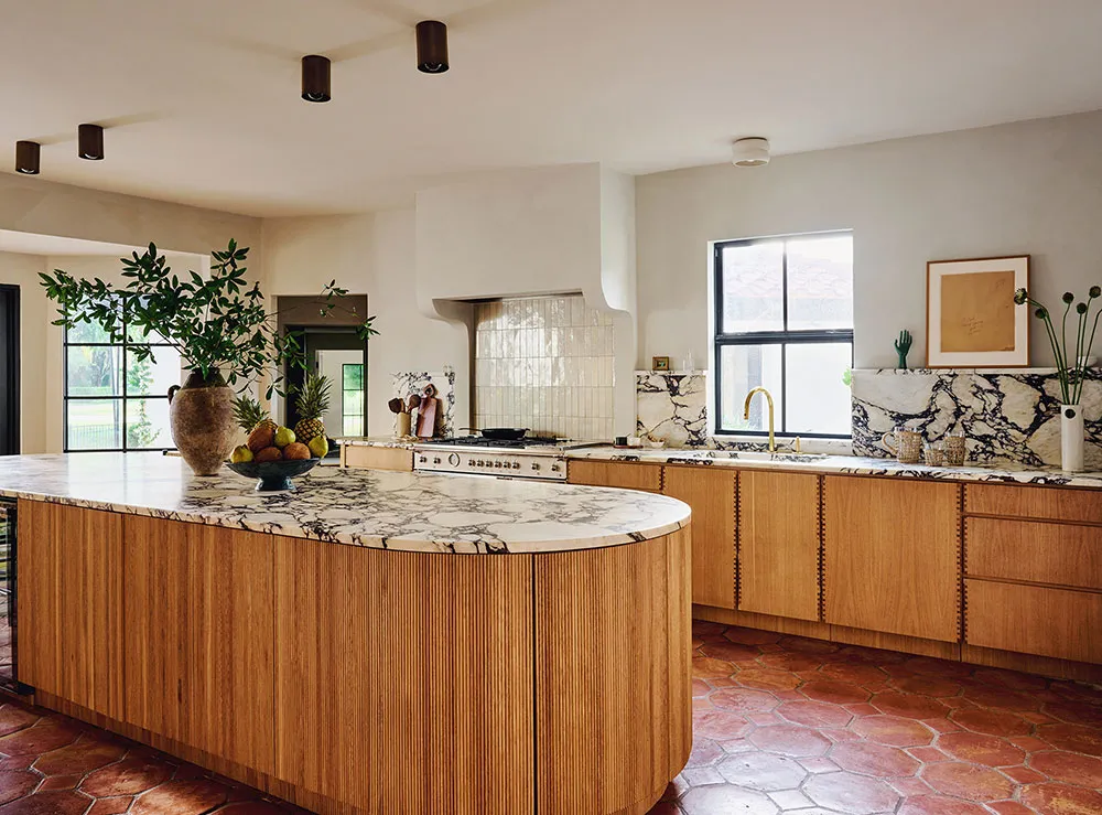 Moderner stylish Design einer historischen spanischen Villa in Kalifornien - Gallery image 7