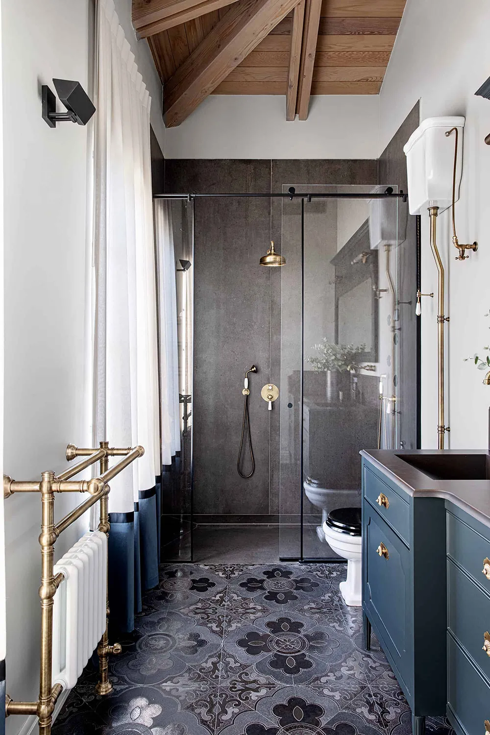 Beautiful Update of a Vintage Farmhouse in Israel - Gallery image 19