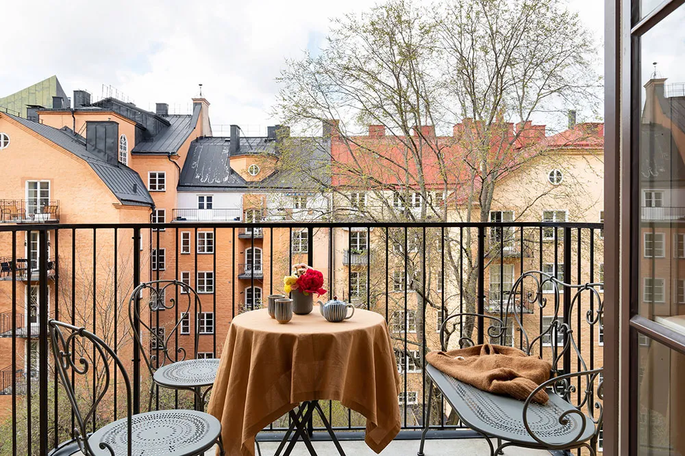 Élégance et simplicité dans le design d'un appartement moderne à Stockholm - Gallery image 17