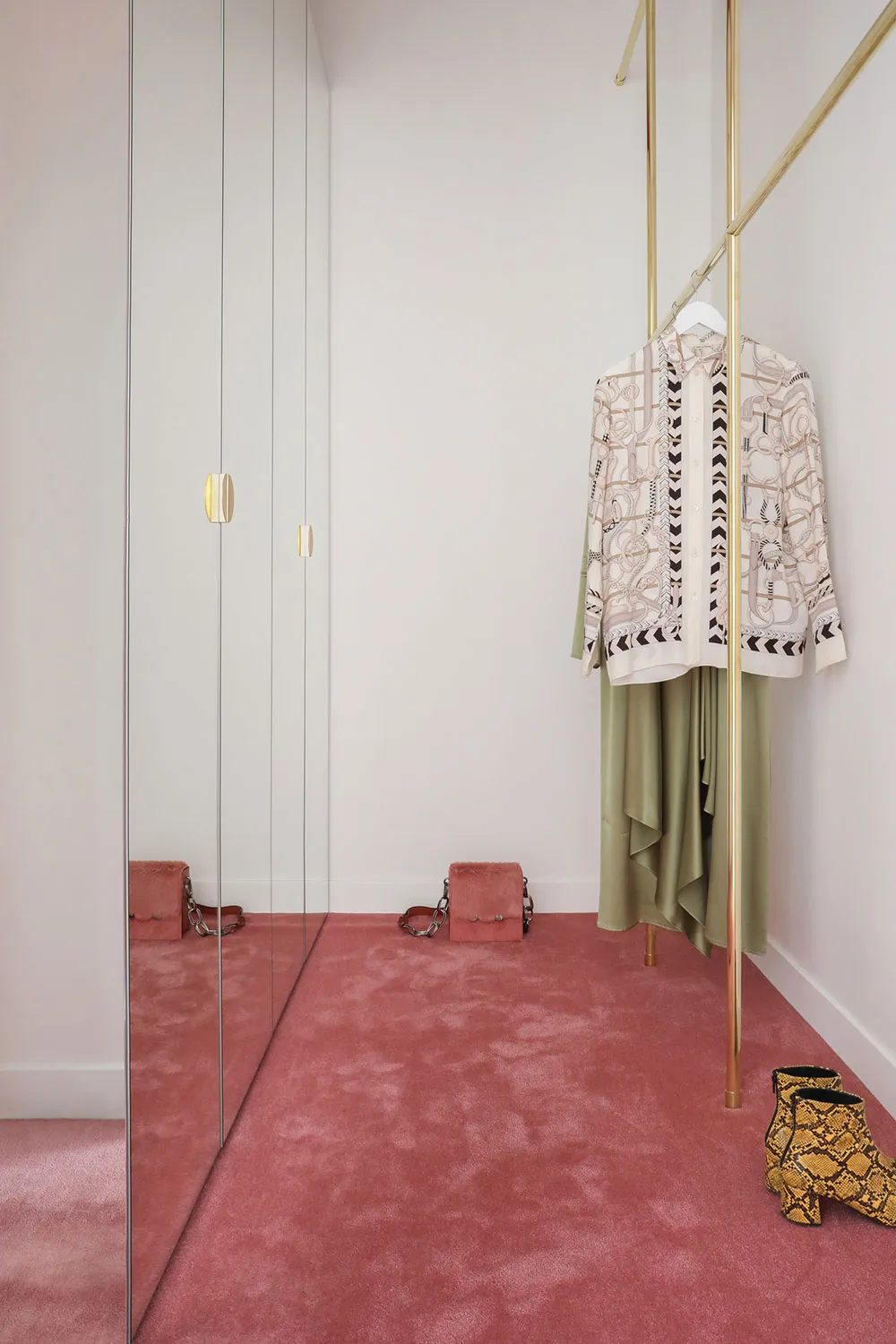 Design élégant de appartements classiques pour une jeune famille à Paris - Gallery image 18