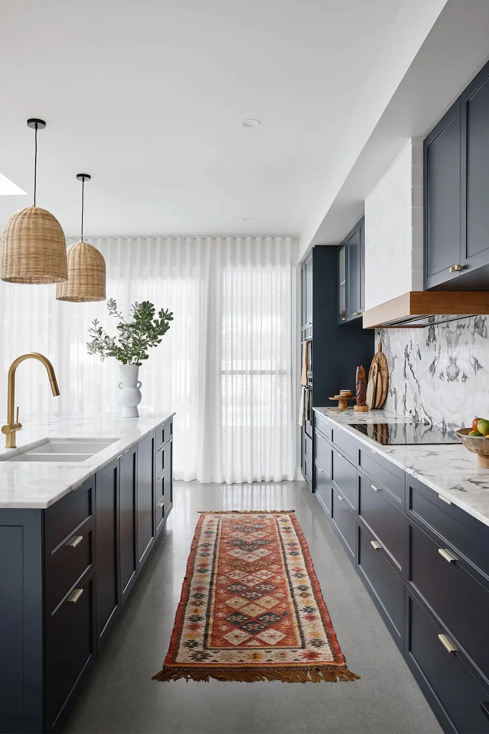 Interiores ligeros de un pequeño bungaló en la costa de Australia - Gallery image 12