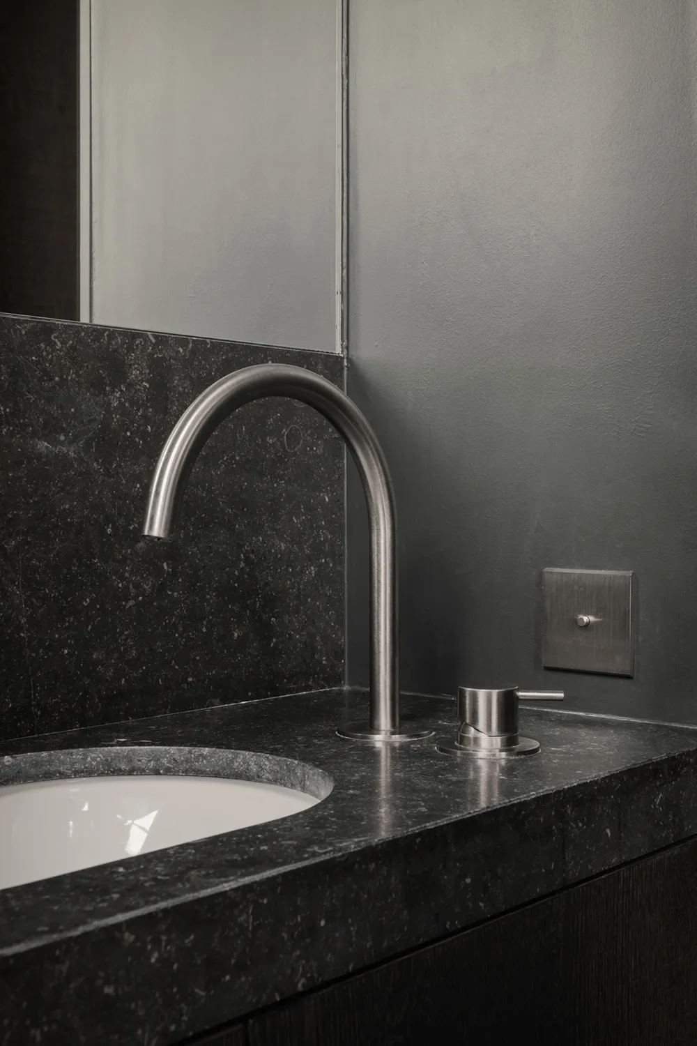 Сучасний дизайн як мистецтво: квартира в Парижі - Gallery image 13