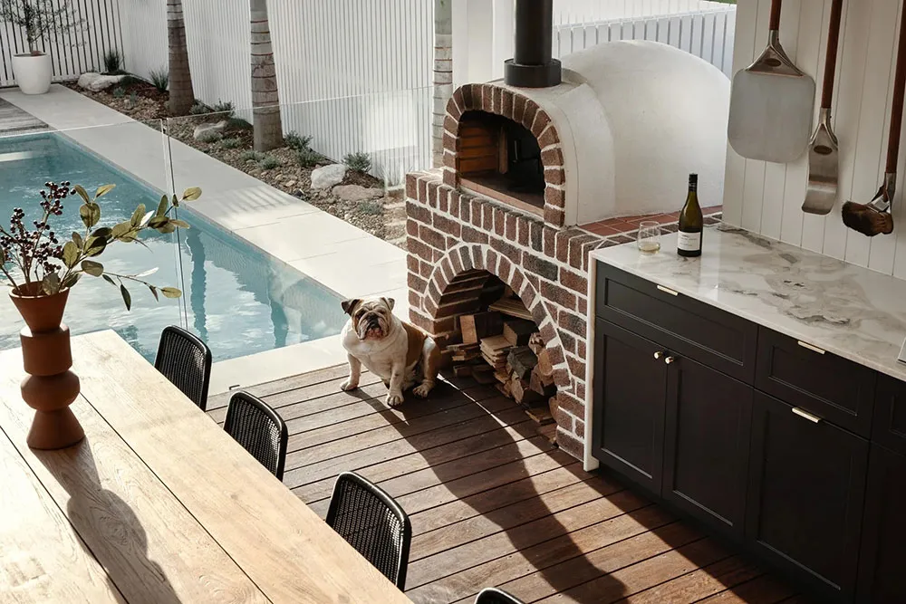 Interiores ligeros de un pequeño bungaló en la costa de Australia - Gallery image 16