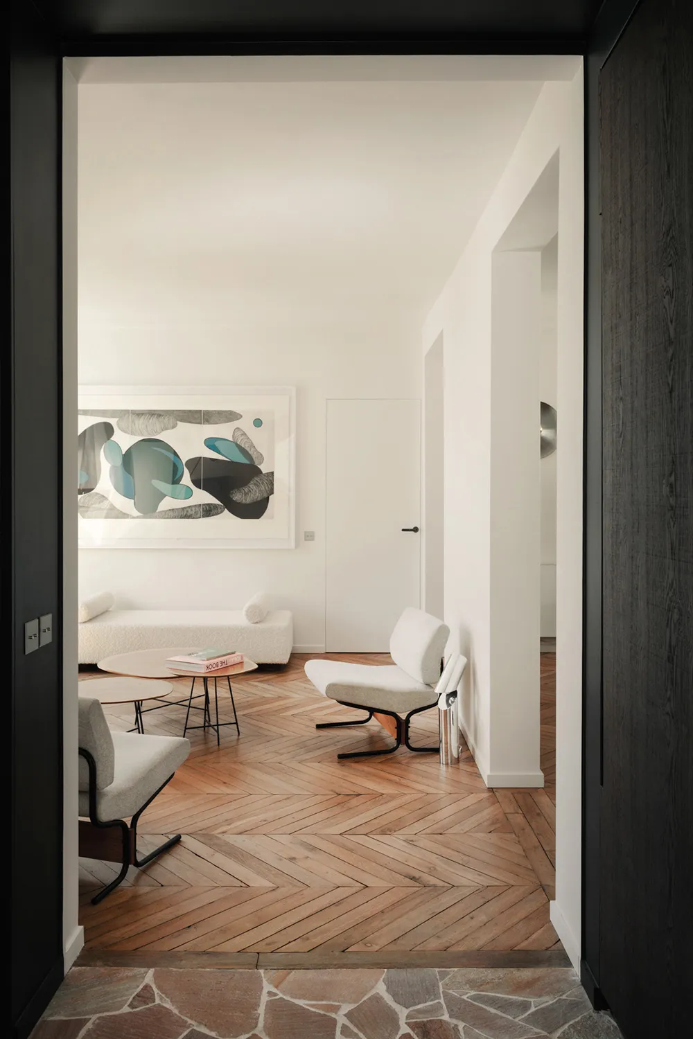 Сучасний дизайн як мистецтво: квартира в Парижі - Gallery image 6