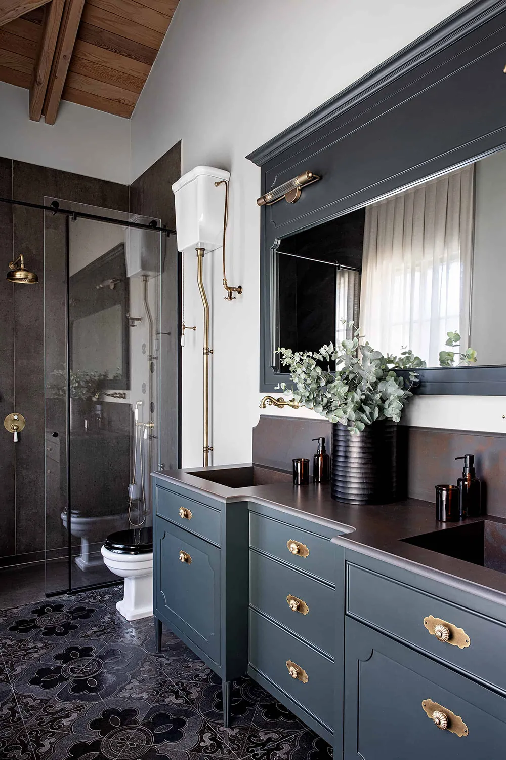 Beautiful Update of a Vintage Farmhouse in Israel - Gallery image 20