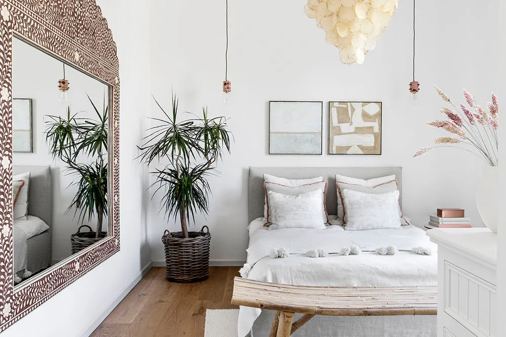 Beau maison en pierre en Israël avec beaucoup de blanc dans les intérieurs - Gallery image 21