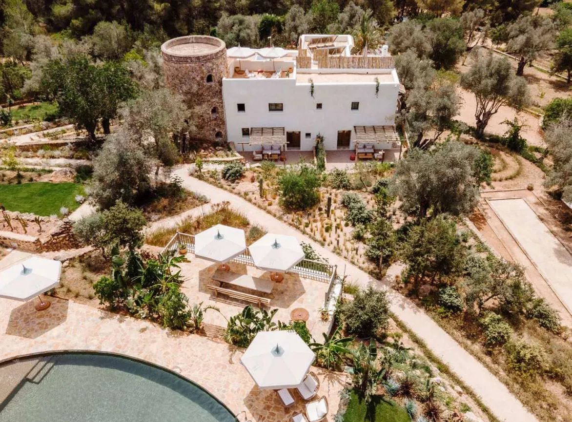 Beau design moderne de la villa «finca» de 300 ans sur l'île d'Ibiza - Gallery image 22
