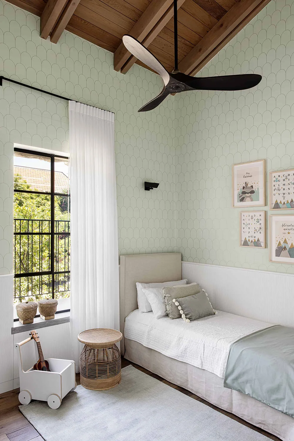 Beautiful Update of a Vintage Farmhouse in Israel - Gallery image 25