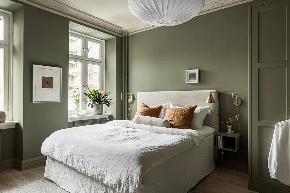 Стильные оттенки бежевого и зеленого в дизайне шведской квартиры (93 кв. м) - Gallery image 12