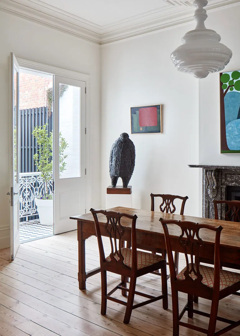 Architecture That Inspires: Bright Interiors of a Magnificent House in Melbourne - Gallery image 6