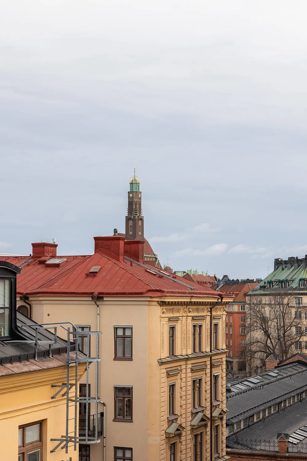 Increíble apartamento de ático con dormitorio dramático y terraza (81 m²) - Gallery image 15