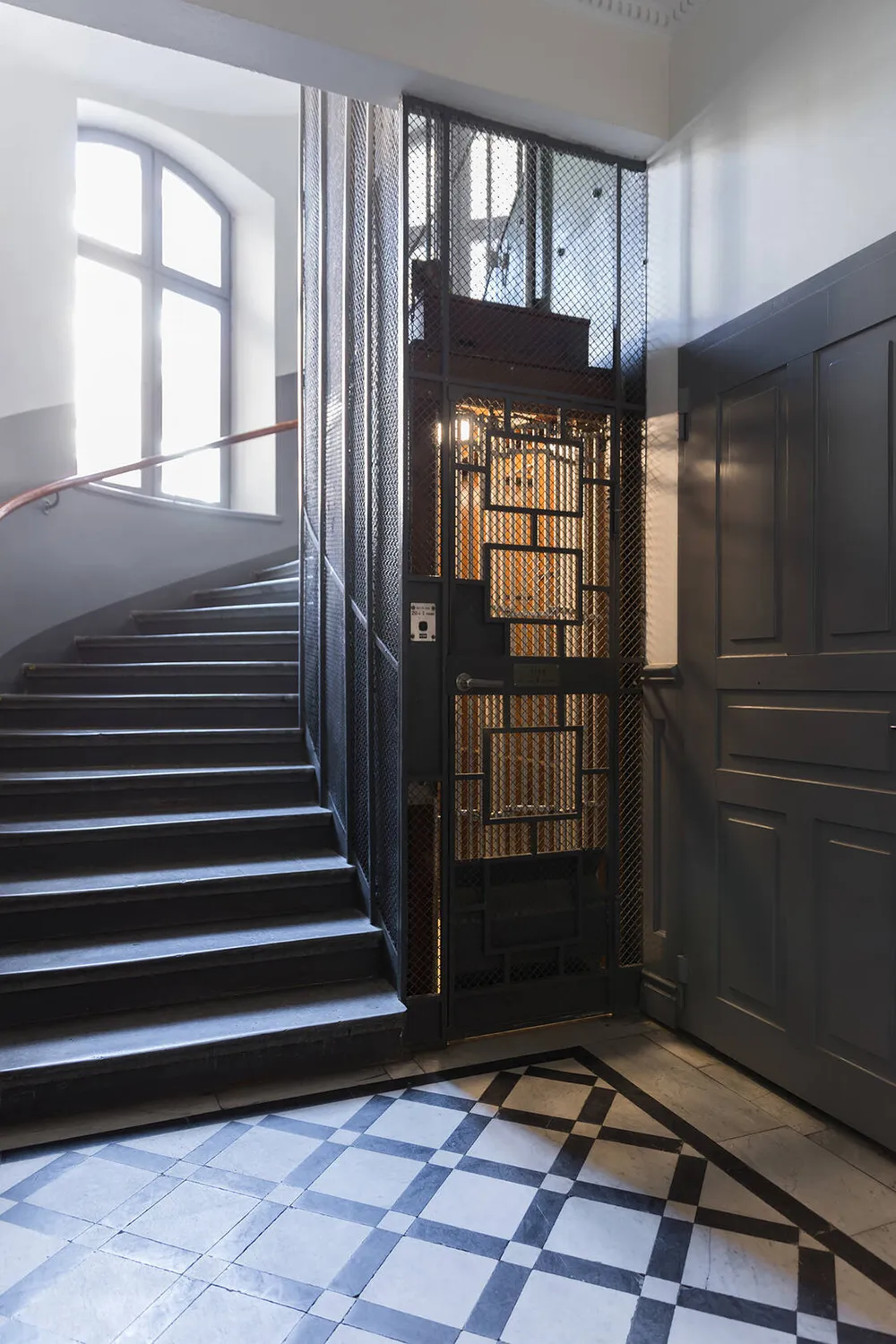 Increíble apartamento de ático con dormitorio dramático y terraza (81 m²) - Gallery image 27