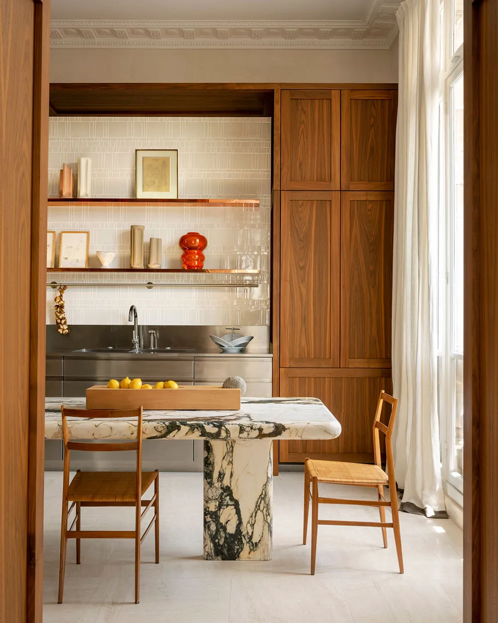 Excelentes diseños de interiores en París en el portfolio de Charles Zana - Gallery image 1