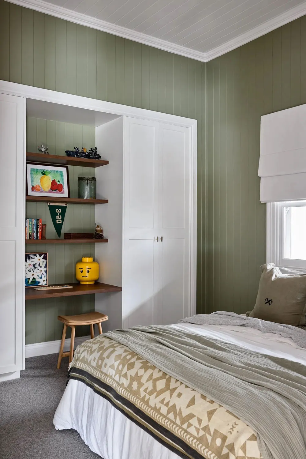 Interiores ligeros de un pequeño bungaló en la costa de Australia - Gallery image 23